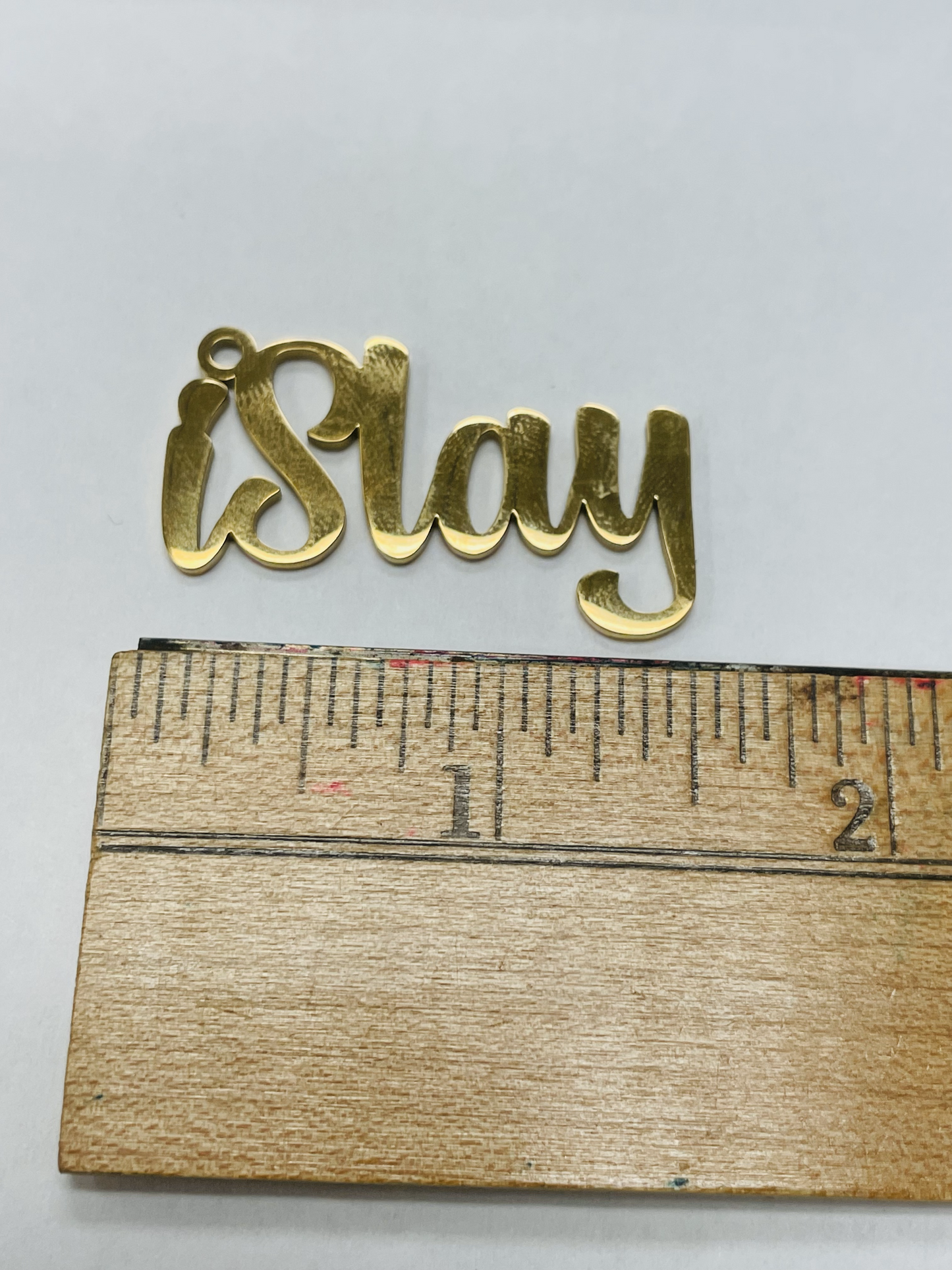 iSlay Cursive Word Charm